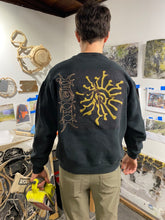 Load image into Gallery viewer, IKIGAI PEAK BLACK SWEATSHIRT